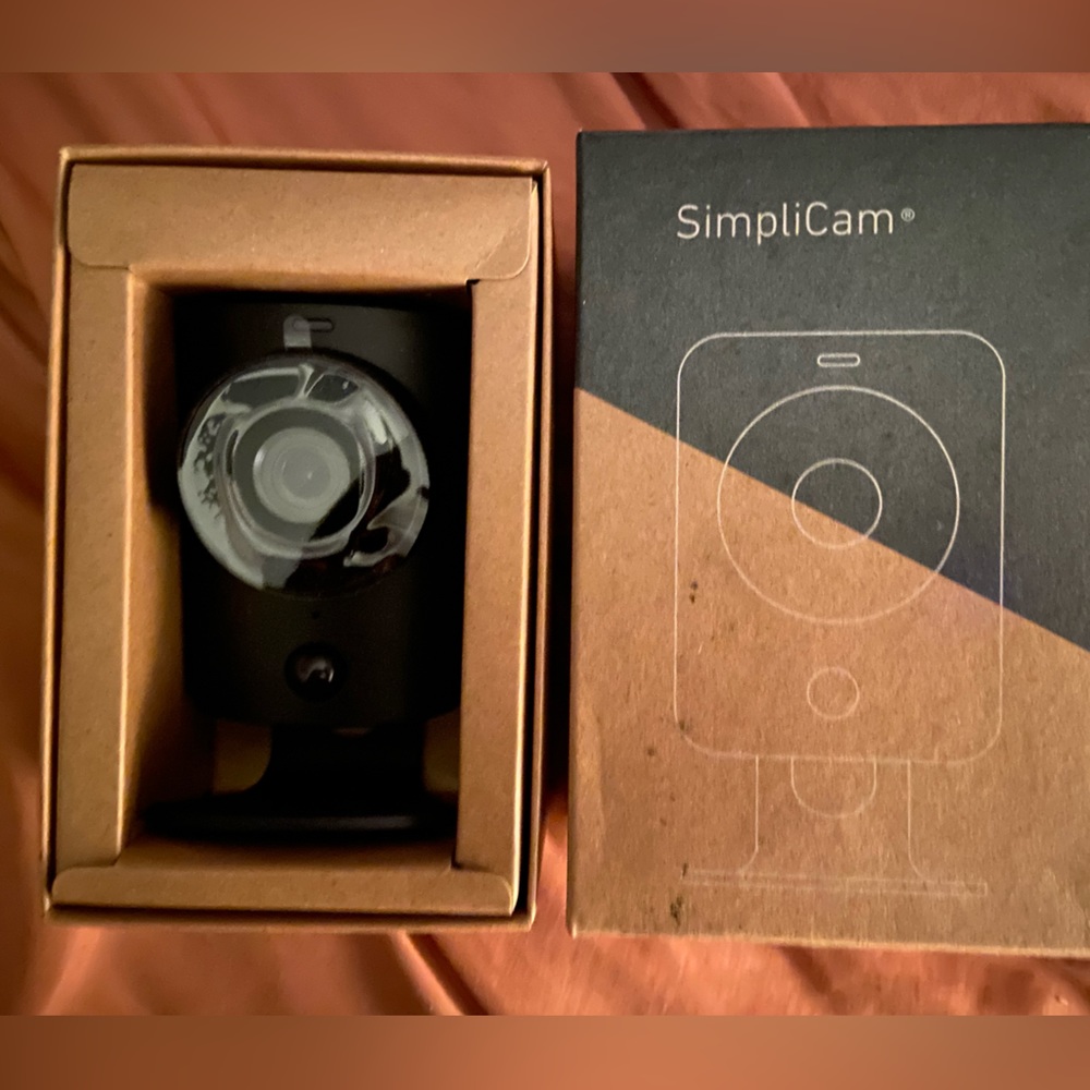 SimpliSafe Indoor Camera